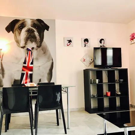 Deux Pieces Derniere Etage Avec Terrasse Apartment